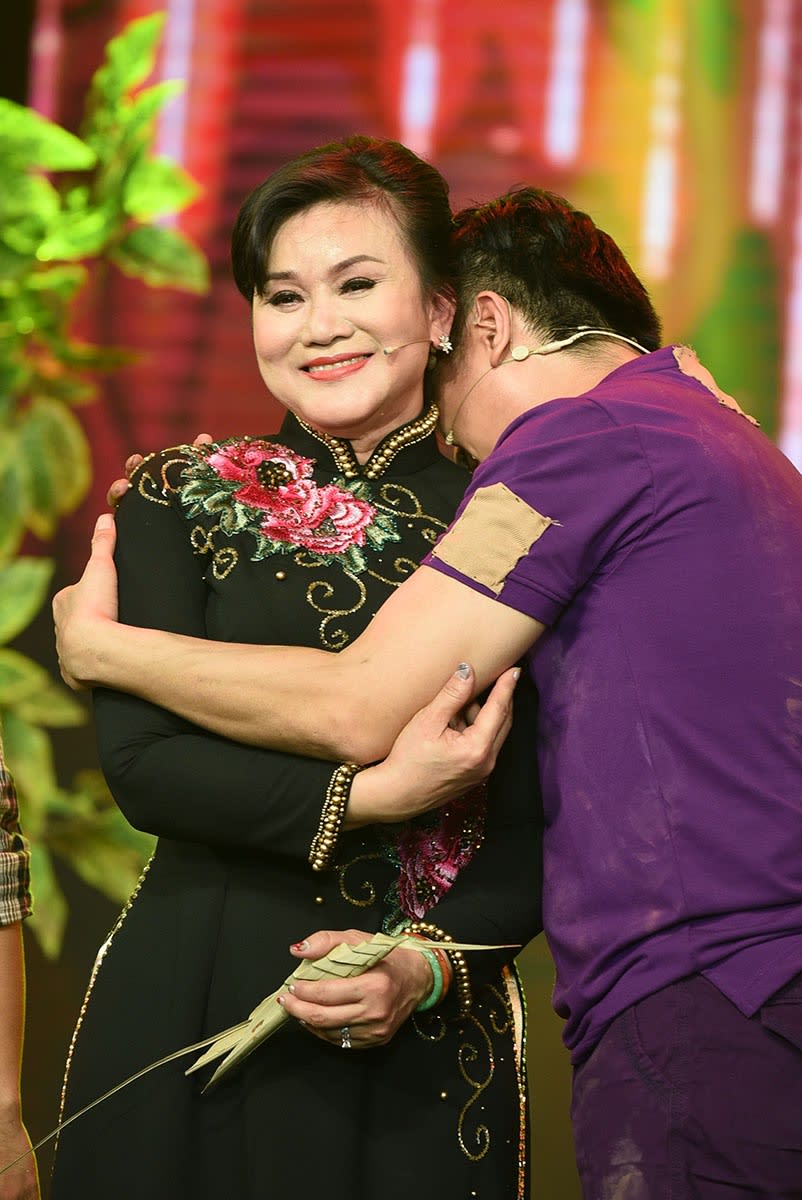 Nghệ sĩ cải lương Cẩm Thu kể chuyện ly dị Linh Tâm 3 Nghệ sĩ cải lương Cẩm Thu kể chuyện ly dị Linh Tâm - ảnh 2